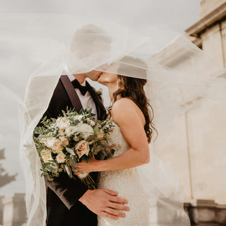 How to Plan a Stylish Wedding on a Budget   (Without Sacrificing the Ring)