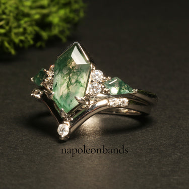 "Mosslight Reverie" Moss Agate Ring Set – Coffin Kite Cut 925 Silver Nature-Inspired Couples Bands