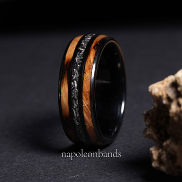 "Iron Stave" – Whiskey Barrel Wood & Meteorite Black Tungsten Wedding Band – 8mm